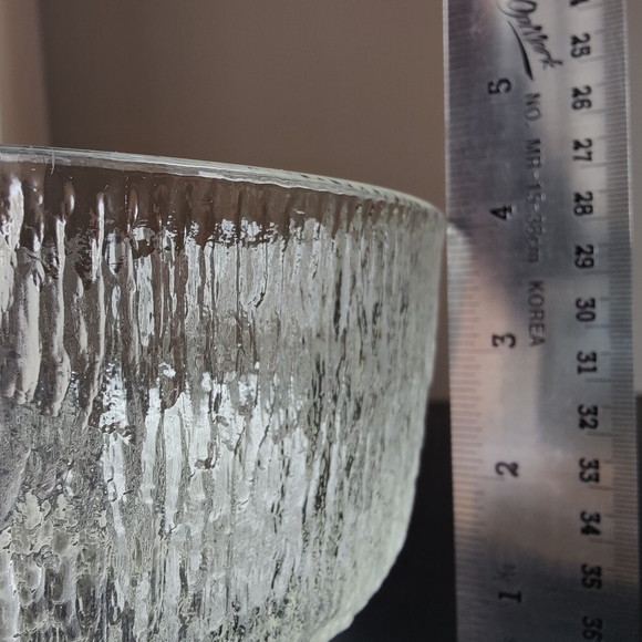 Vintage | Indiana Glass | Crystal Ice / Tree Bark | large serving bowl - Picture 9 of 11